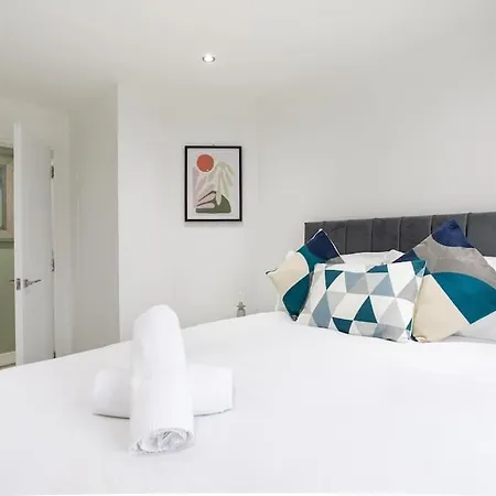 Fabulous Modern Luxury Apartment Sleeps 6- Parking Belfast Exterior foto